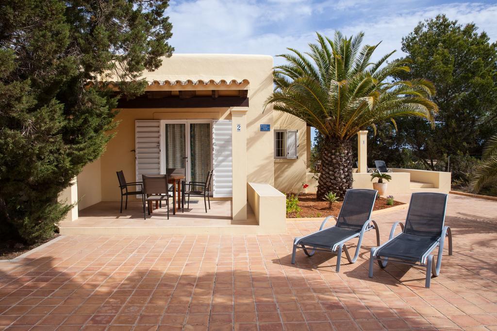 Hostal Vivendes Adelina - Escapada Formentera Es Pujols Exterior foto