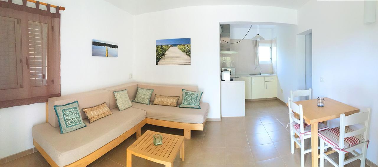 Hostal Vivendes Adelina - Escapada Formentera Es Pujols Exterior foto