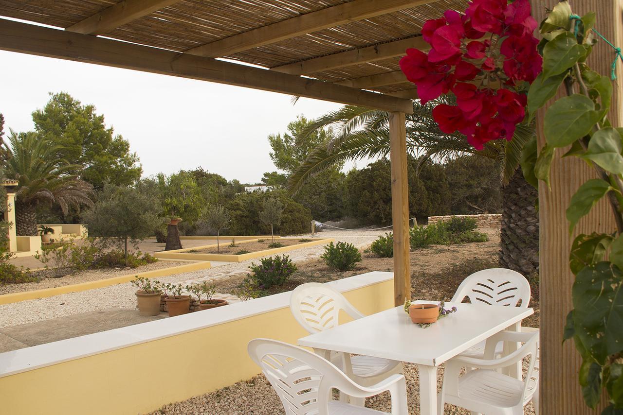 Hostal Vivendes Adelina - Escapada Formentera Es Pujols Exterior foto